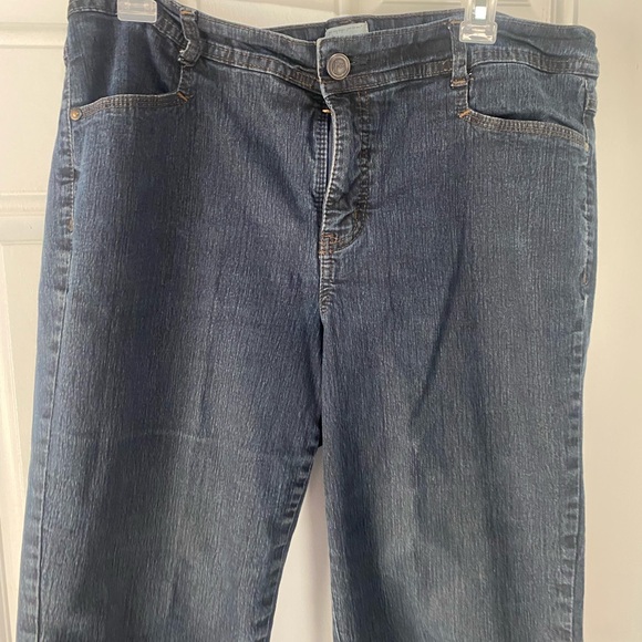 JUST MY SIZE DENIM CAPRI JEANS - Picture 2 of 4